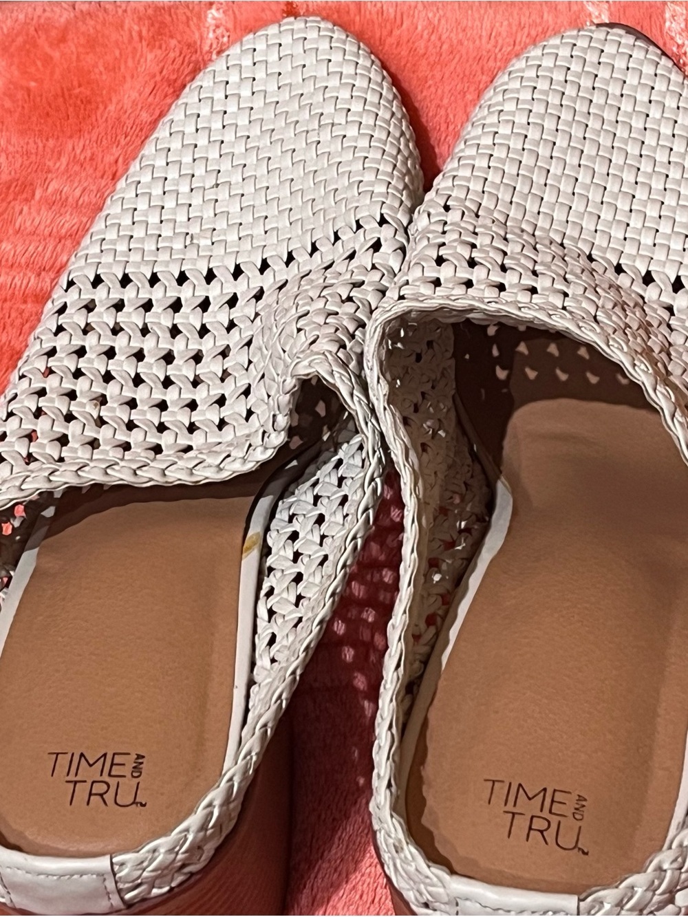 Time and Tru white Woven Slip-On block heel Mules women's US11, EU43 size 11